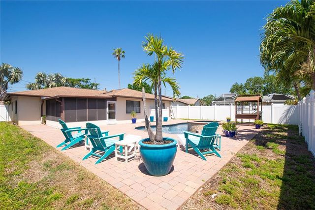 5921 DENVER STREET NE, St Petersburg, FL 33703
