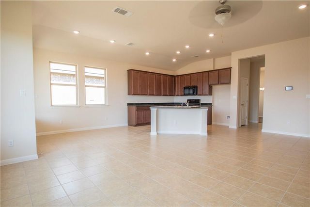 1609 Desmond ST, Leander, TX 78641