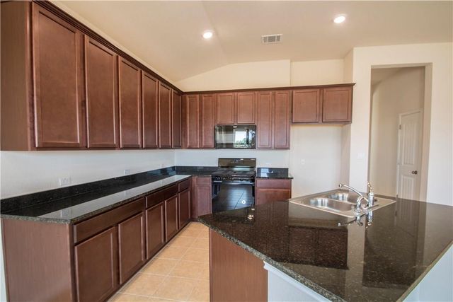 1609 Desmond ST, Leander, TX 78641