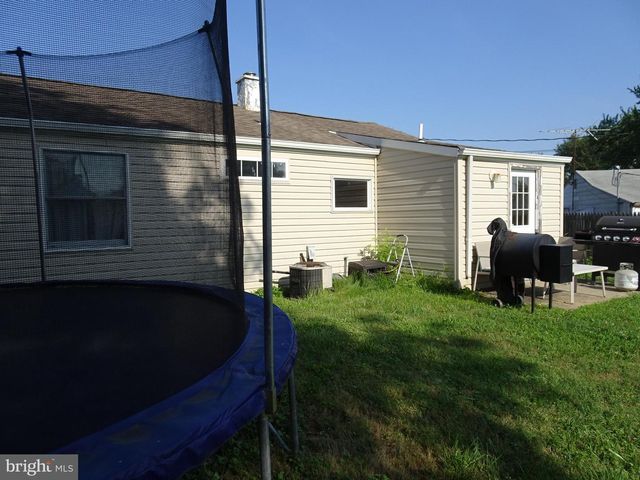 17 DEBORAH AVE, New Castle, DE 19720