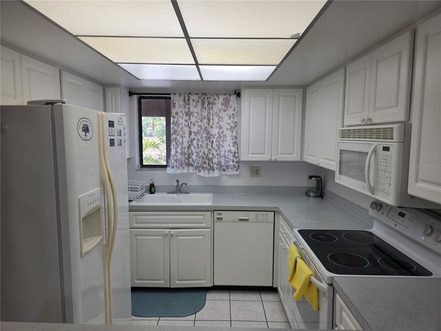 3500 EL CONQUISTADOR PARKWAY 260, Bradenton, FL 34210