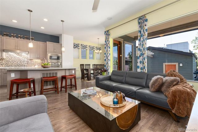 1634 W 67th Avenue, Denver, CO 80221