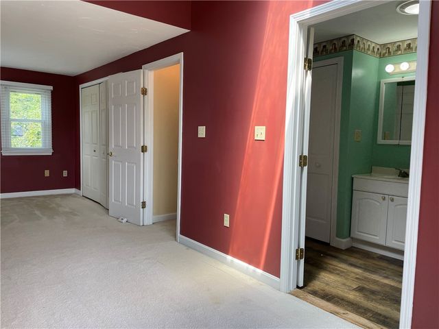 31 Stockholm Street, Bellingham, MA 02019