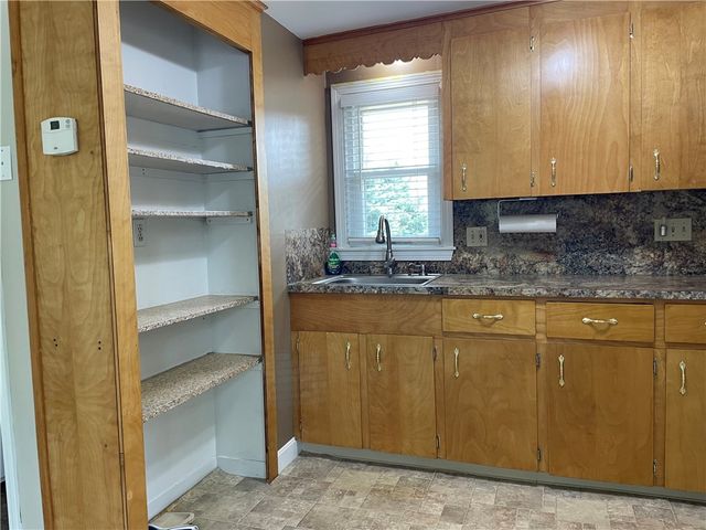 31 Stockholm Street, Bellingham, MA 02019