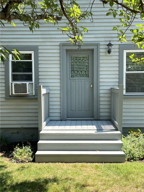 31 Stockholm Street, Bellingham, MA 02019