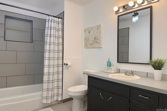 106 Magnolia Dr Drive, Paragould, AR 72450