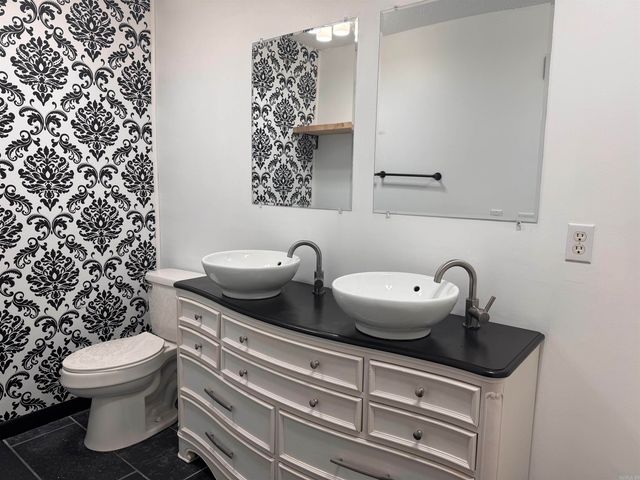 106 Magnolia Dr Drive, Paragould, AR 72450