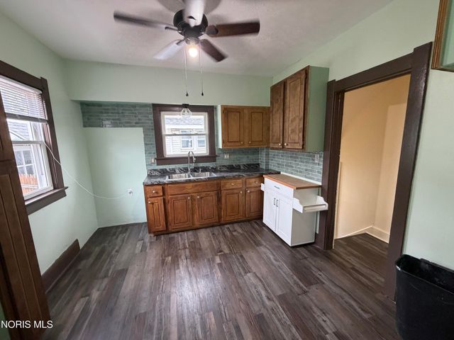 526 Ogden Avenue, Toledo, OH 43609