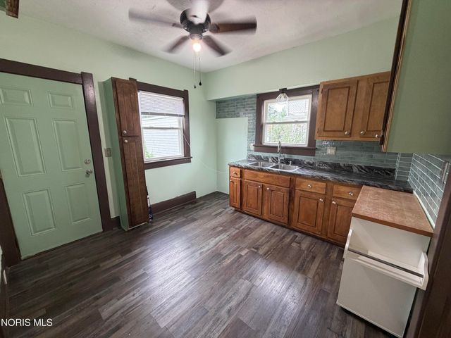 526 Ogden Avenue, Toledo, OH 43609