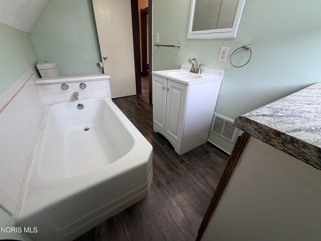 526 Ogden Avenue, Toledo, OH 43609