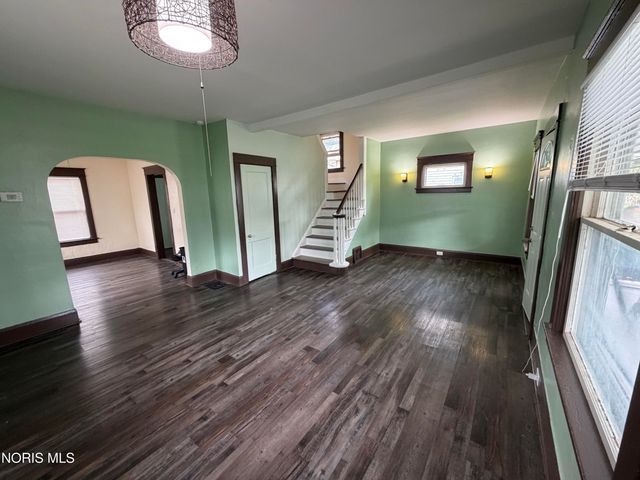 526 Ogden Avenue, Toledo, OH 43609