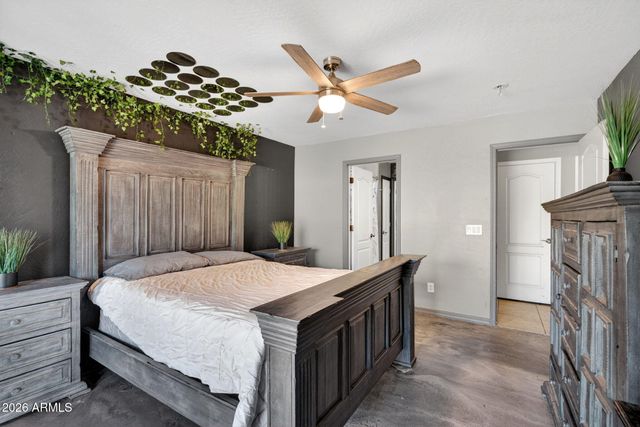 528 S 111TH Place, Mesa, AZ 85208
