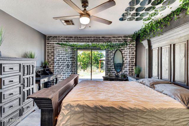 528 S 111TH Place, Mesa, AZ 85208