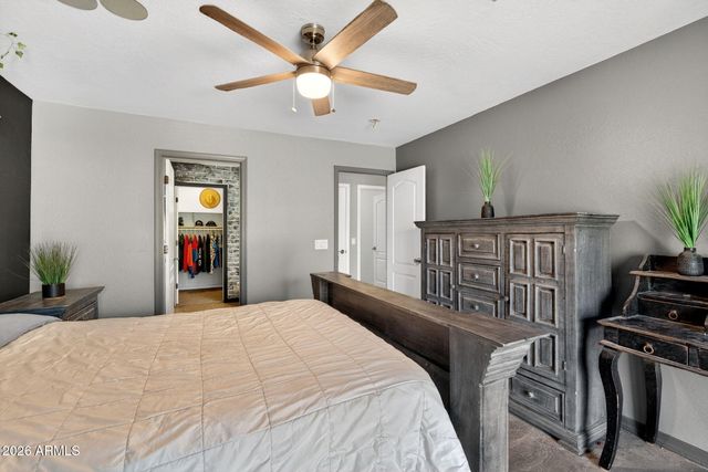 528 S 111TH Place, Mesa, AZ 85208