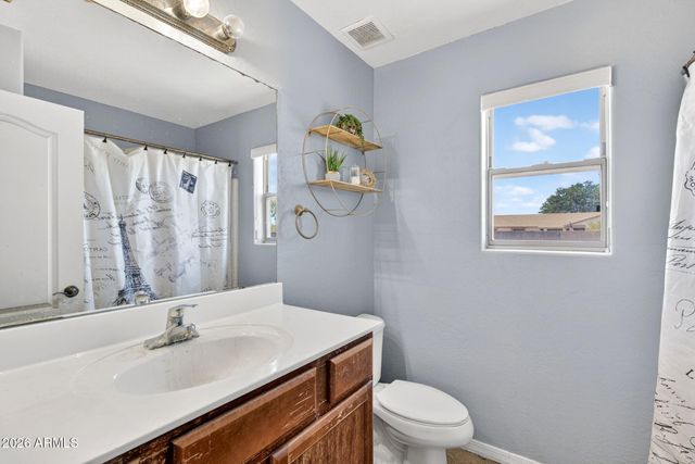 528 S 111TH Place, Mesa, AZ 85208