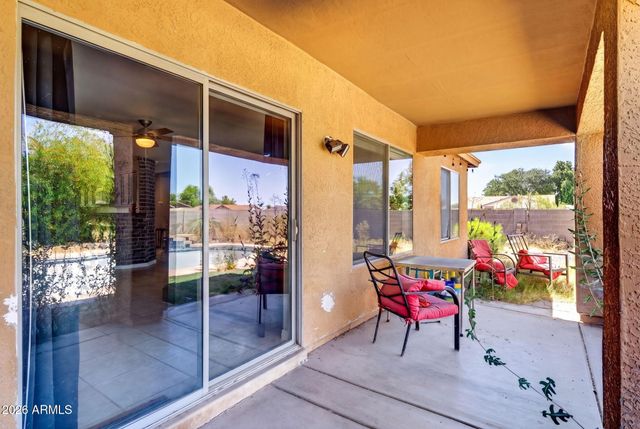 528 S 111TH Place, Mesa, AZ 85208