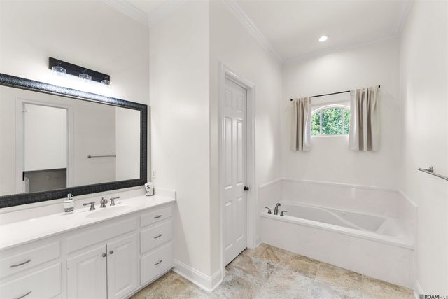 1902 Royal Troon Ct, Zachary, LA 70791