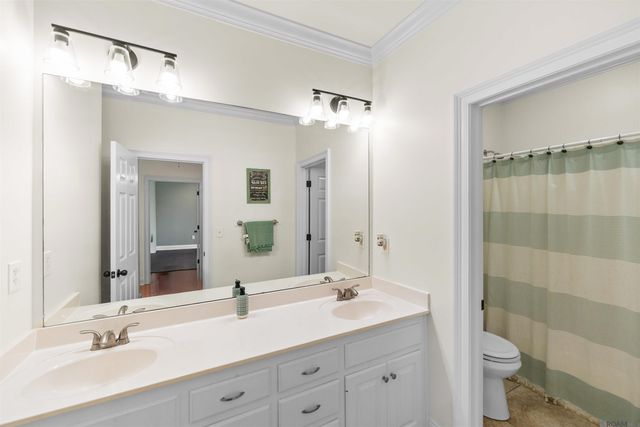 1902 Royal Troon Ct, Zachary, LA 70791