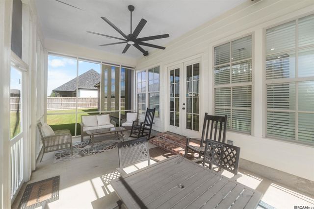 1902 Royal Troon Ct, Zachary, LA 70791
