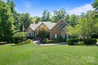 3544 Maple Brook Drive, Denver, NC 28037