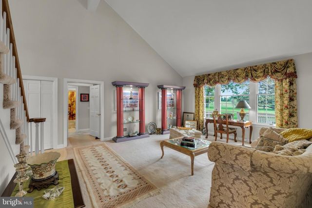 1860 ROSEWOOD, Bethlehem, PA 18017