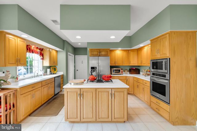 1860 ROSEWOOD, Bethlehem, PA 18017