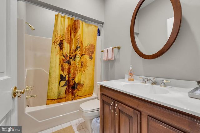 1860 ROSEWOOD, Bethlehem, PA 18017