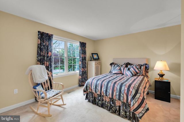 1860 ROSEWOOD, Bethlehem, PA 18017