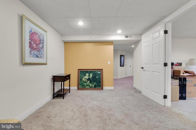 1860 ROSEWOOD, Bethlehem, PA 18017