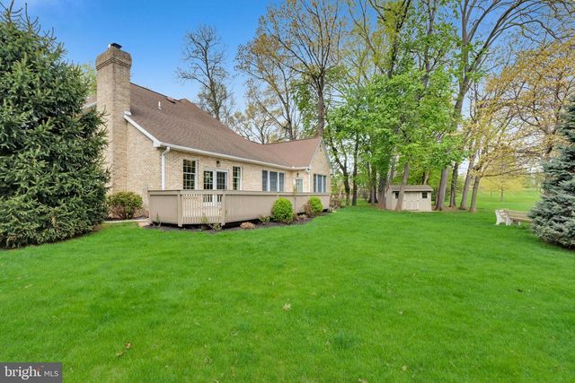 1860 ROSEWOOD, Bethlehem, PA 18017