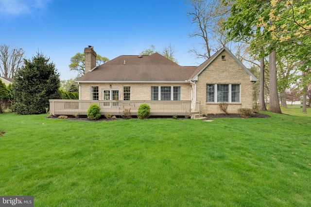 1860 ROSEWOOD, Bethlehem, PA 18017