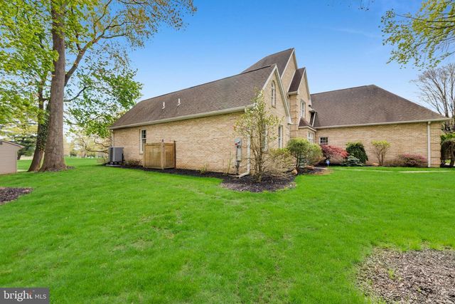 1860 ROSEWOOD, Bethlehem, PA 18017