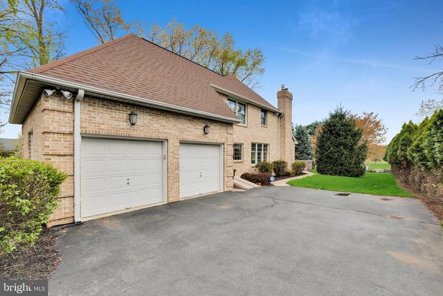 1860 ROSEWOOD, Bethlehem, PA 18017