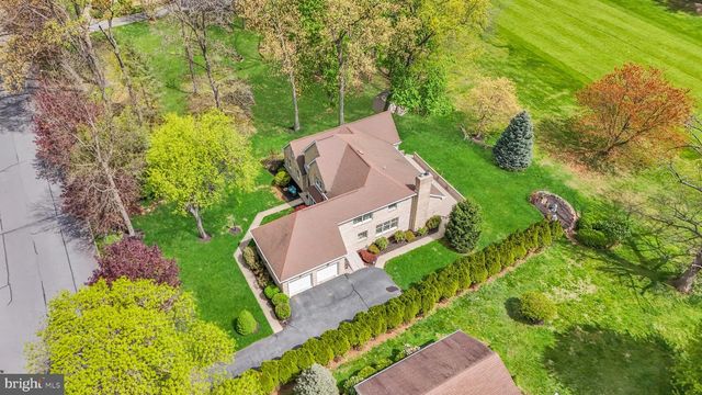 1860 ROSEWOOD, Bethlehem, PA 18017