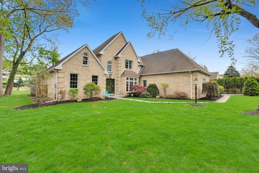 1860 ROSEWOOD, Bethlehem, PA 18017