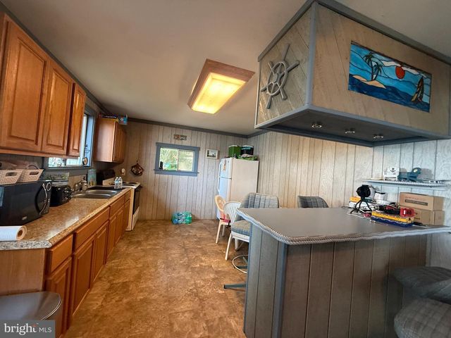 49 BEECH ISL, Middletown, PA 17057