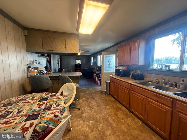 49 BEECH ISL, Middletown, PA 17057