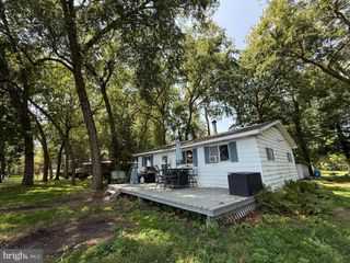 49 BEECH ISL, Middletown, PA 17057
