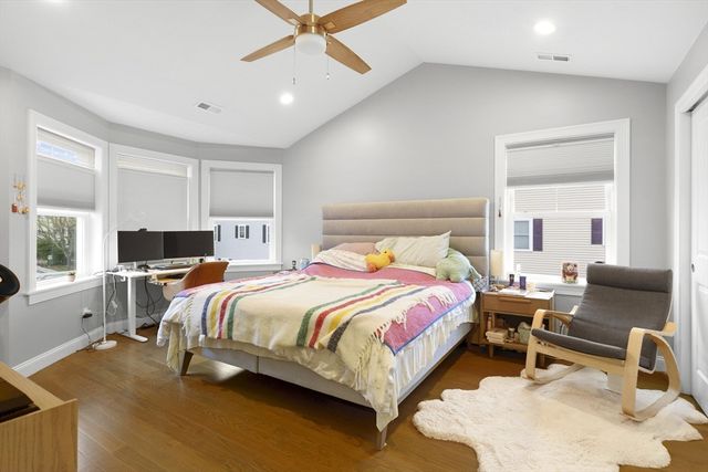50 Desmoines Rd H1, Quincy, MA 02169