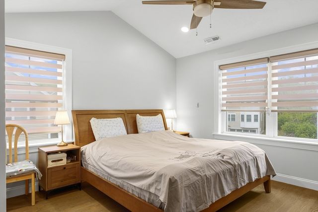 50 Desmoines Rd H1, Quincy, MA 02169