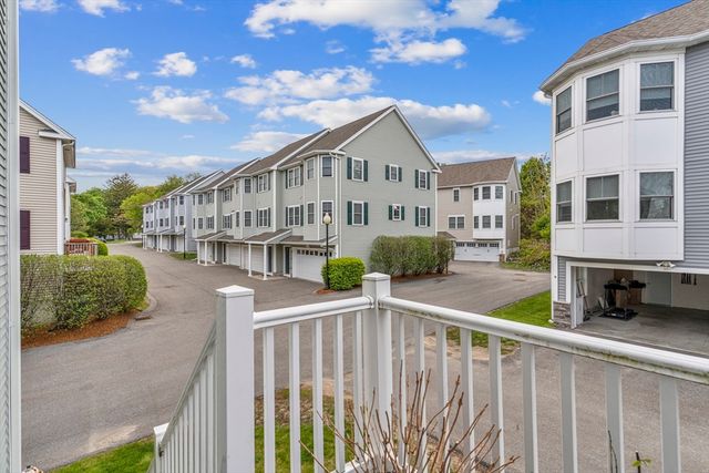 50 Desmoines Rd H1, Quincy, MA 02169
