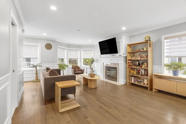 50 Desmoines Rd H1, Quincy, MA 02169