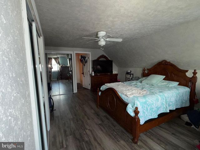 27 MIDDLETON LN, Willingboro, NJ 08046