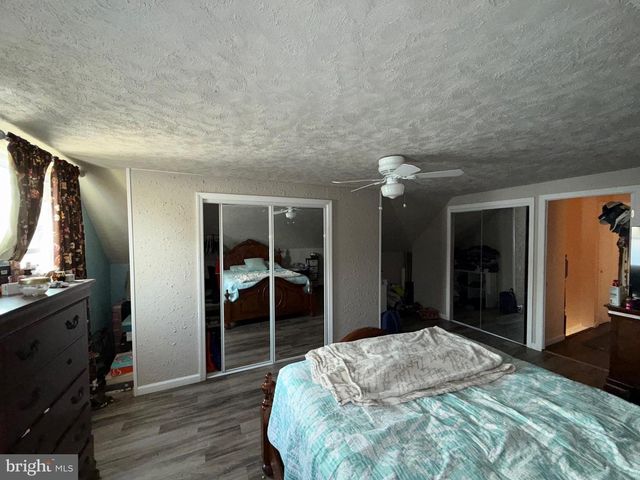 27 MIDDLETON LN, Willingboro, NJ 08046