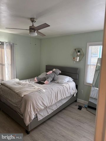 27 MIDDLETON LN, Willingboro, NJ 08046