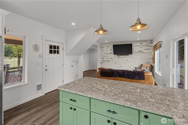 23610 94th Ave E, Graham, WA 98338