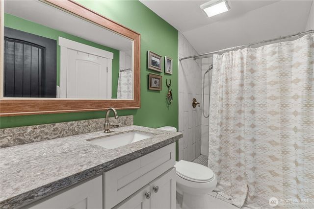 23610 94th Ave E, Graham, WA 98338