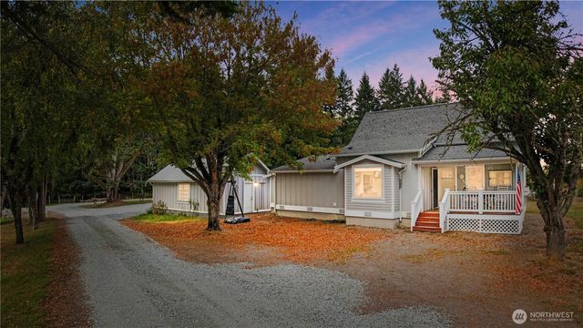 23610 94th Ave E, Graham, WA 98338