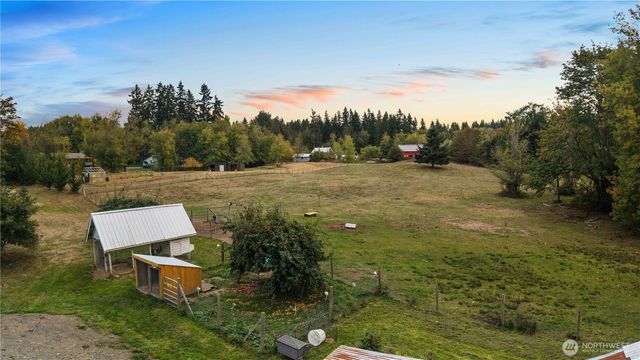 23610 94th Ave E, Graham, WA 98338