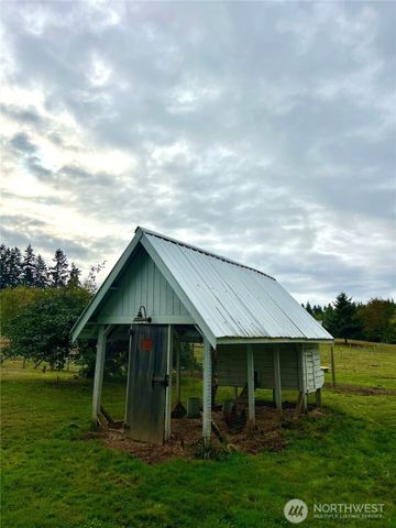 23610 94th Ave E, Graham, WA 98338